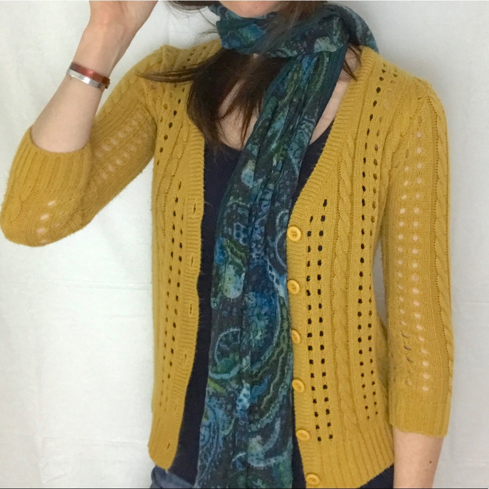 Mustard yellow 3/4 sleeve cardigan!